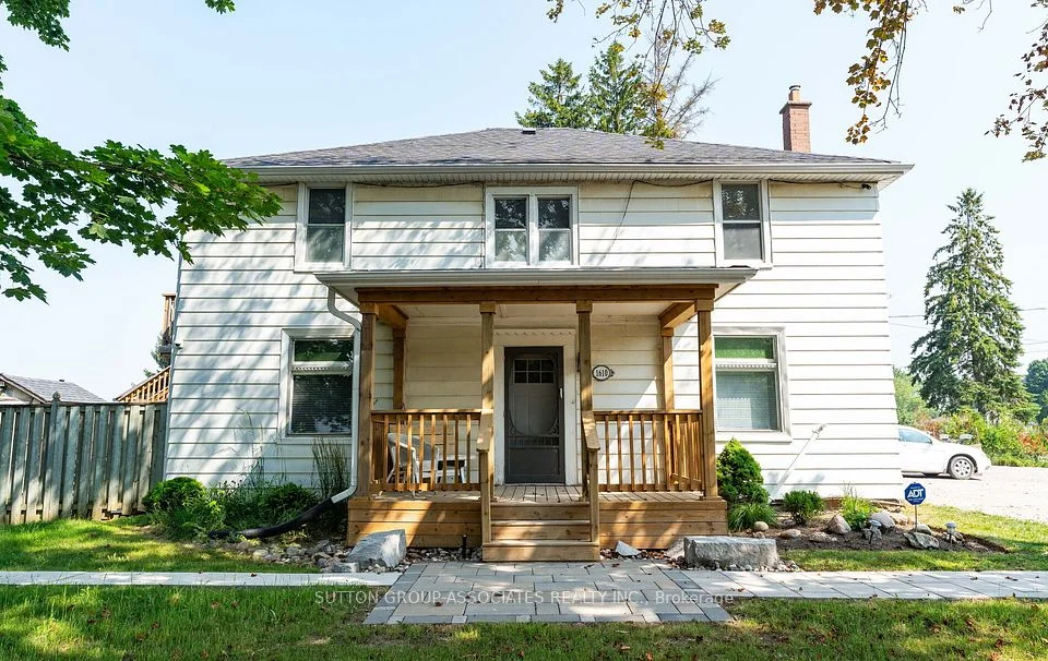 1610 Dundas Street W 2, Whitby, ON L1P 1Y8