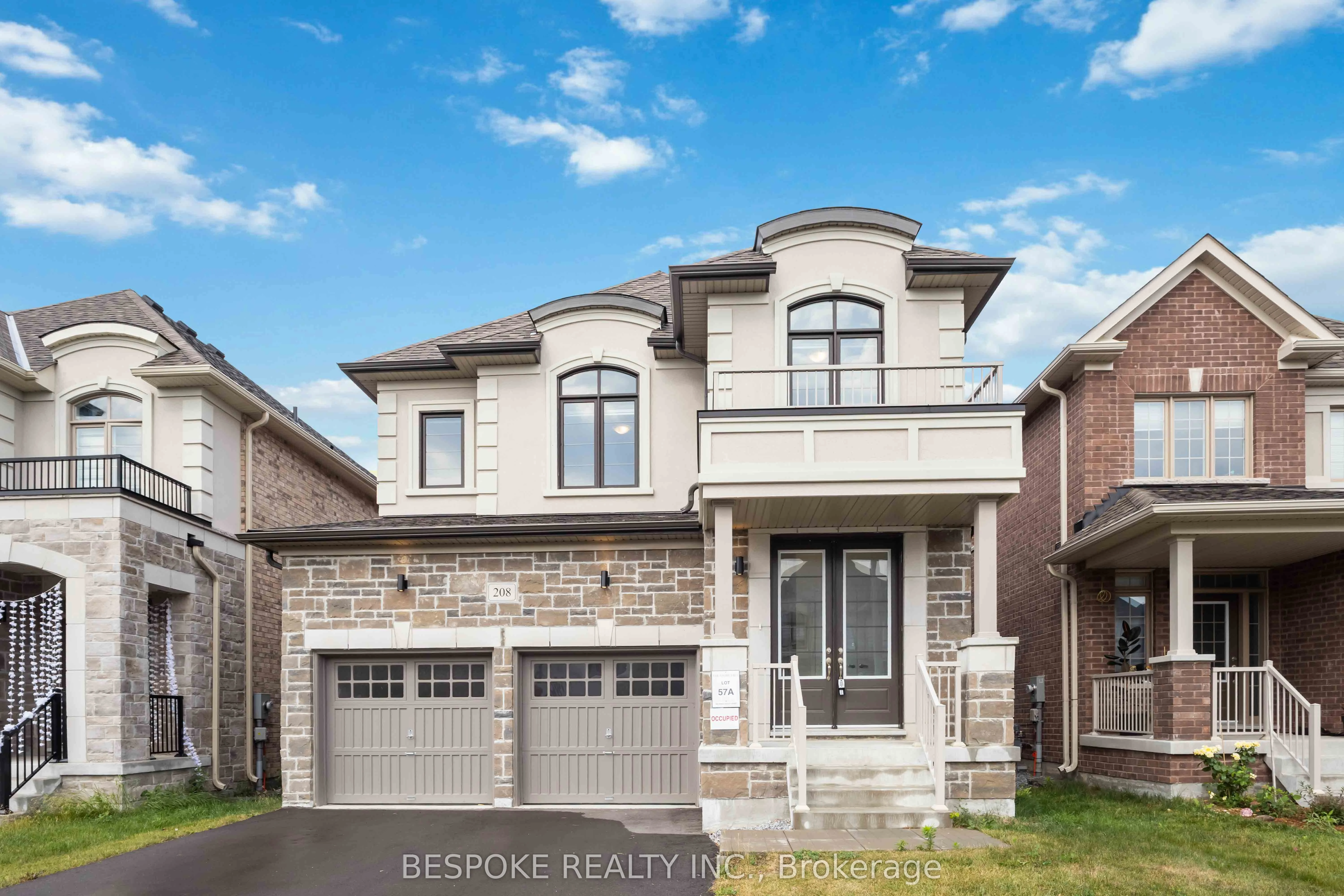 Detached in Oshawa