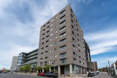 44 Bond Street W 907, Oshawa, On L1g 6r2