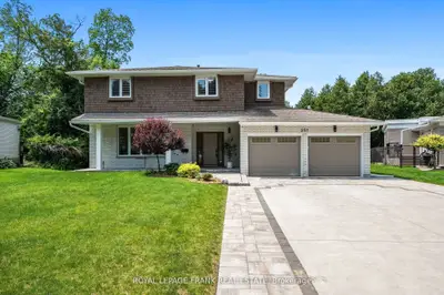 Detached in Oshawa
