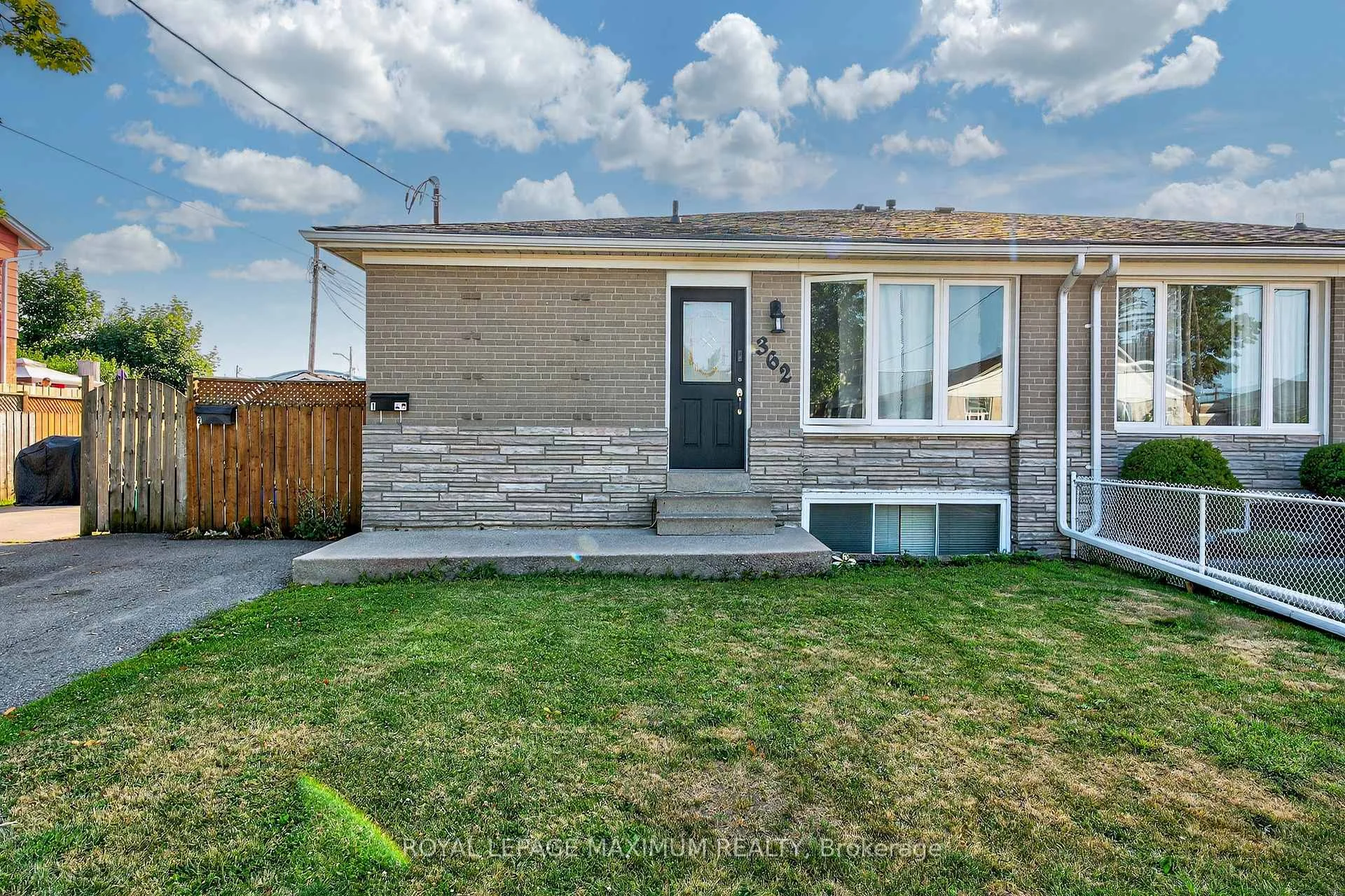 362 Rosedale Drive Basement, Whitby, ON L1N 1Z4