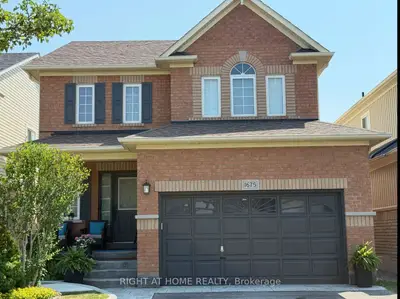 Detached in Oshawa