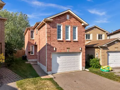 Detached in Pickering