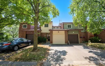 Condo Townhouse in Toronto