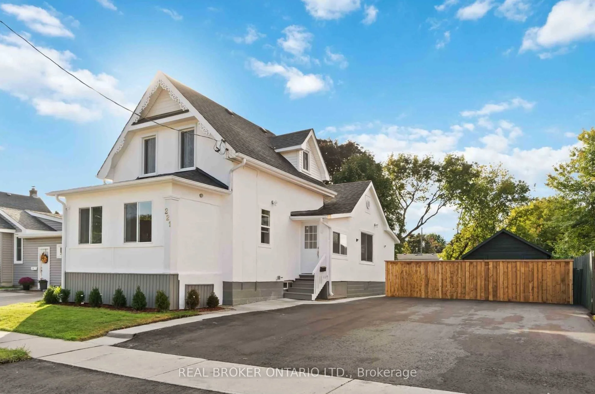 221 Beatty Avenue Rear, Oshawa, ON L1H 3B4