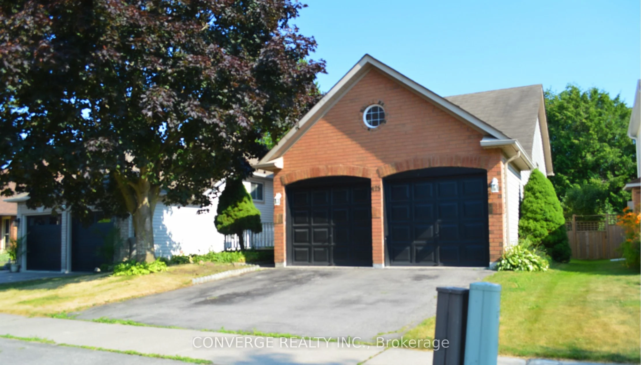 Detached in Oshawa