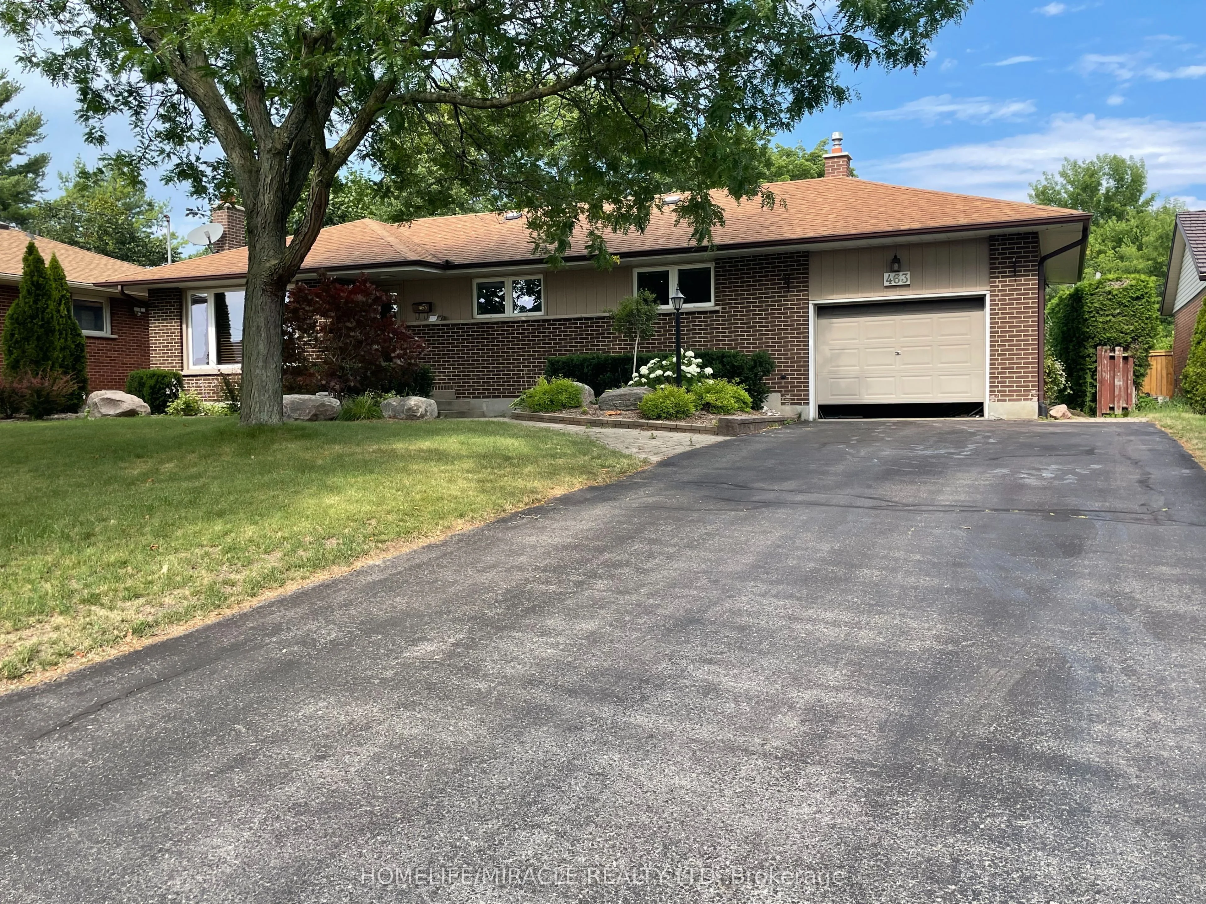 463 Elizabeth Street, Oshawa, On L1j 5s9