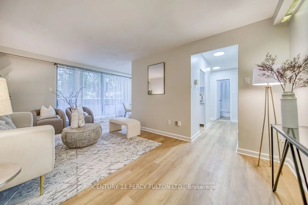 Condo Apartment in Toronto