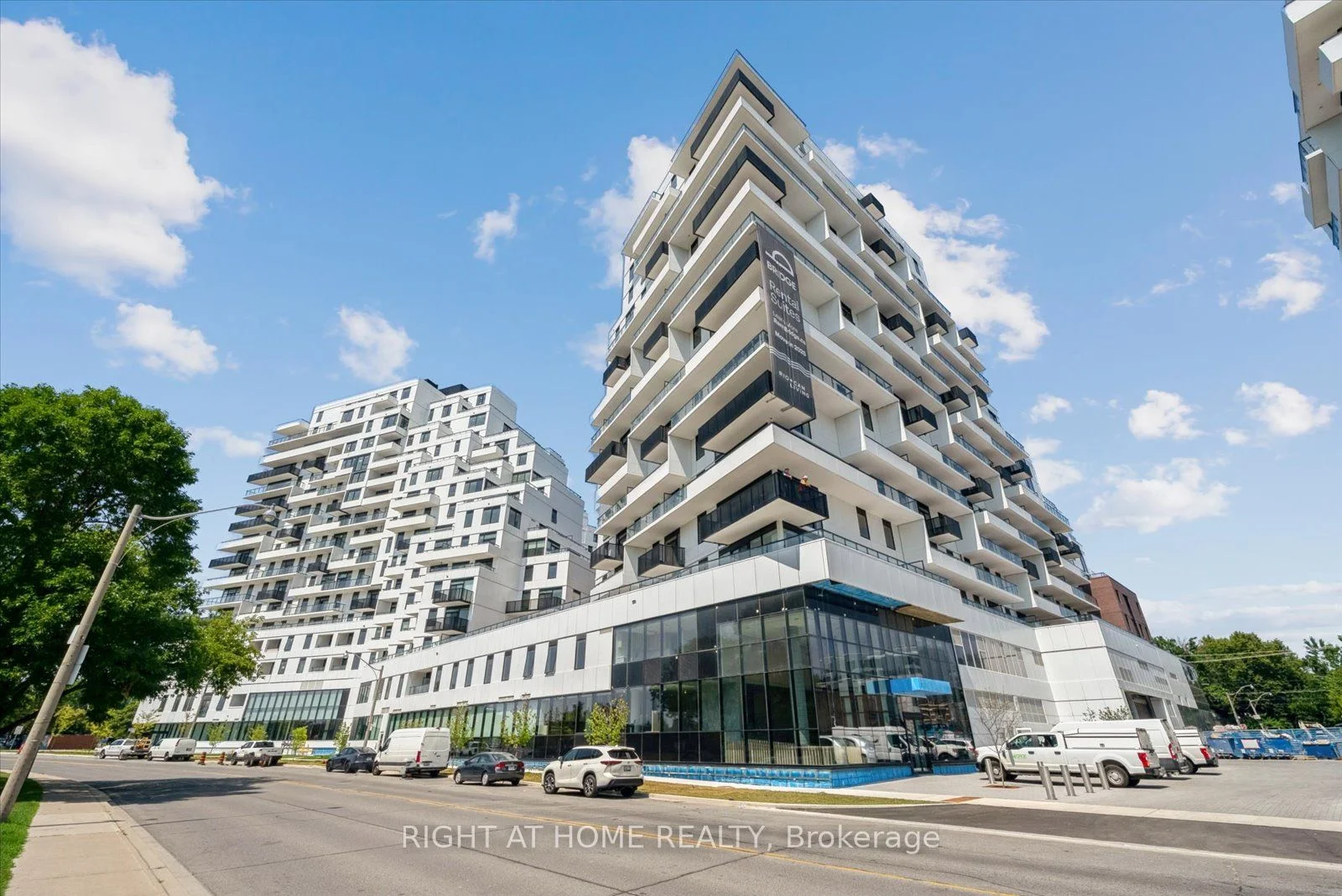 Condo Apartment in Toronto
