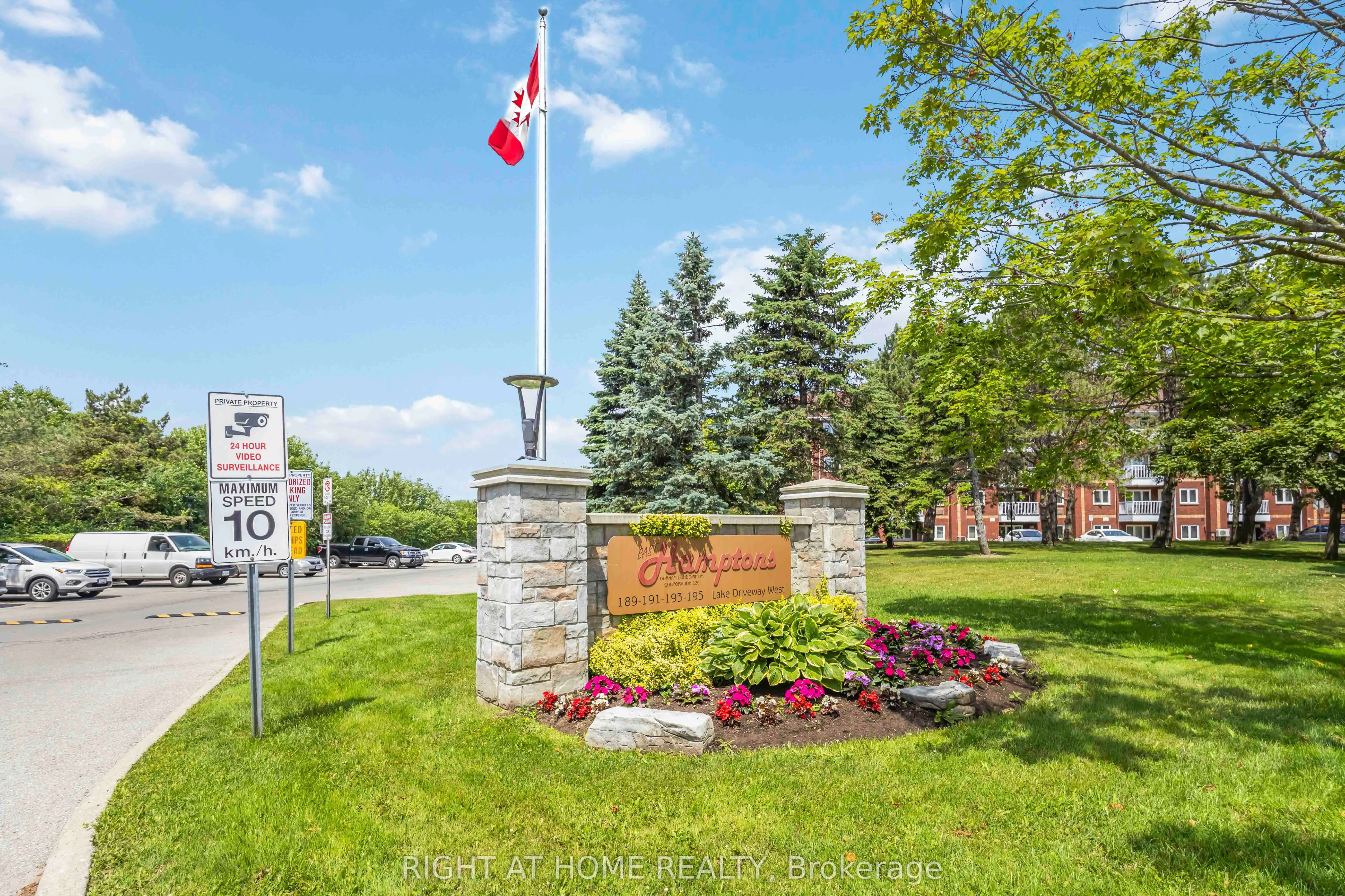 189 Lake Driveway Way 414, Ajax, ON L1S 7J1