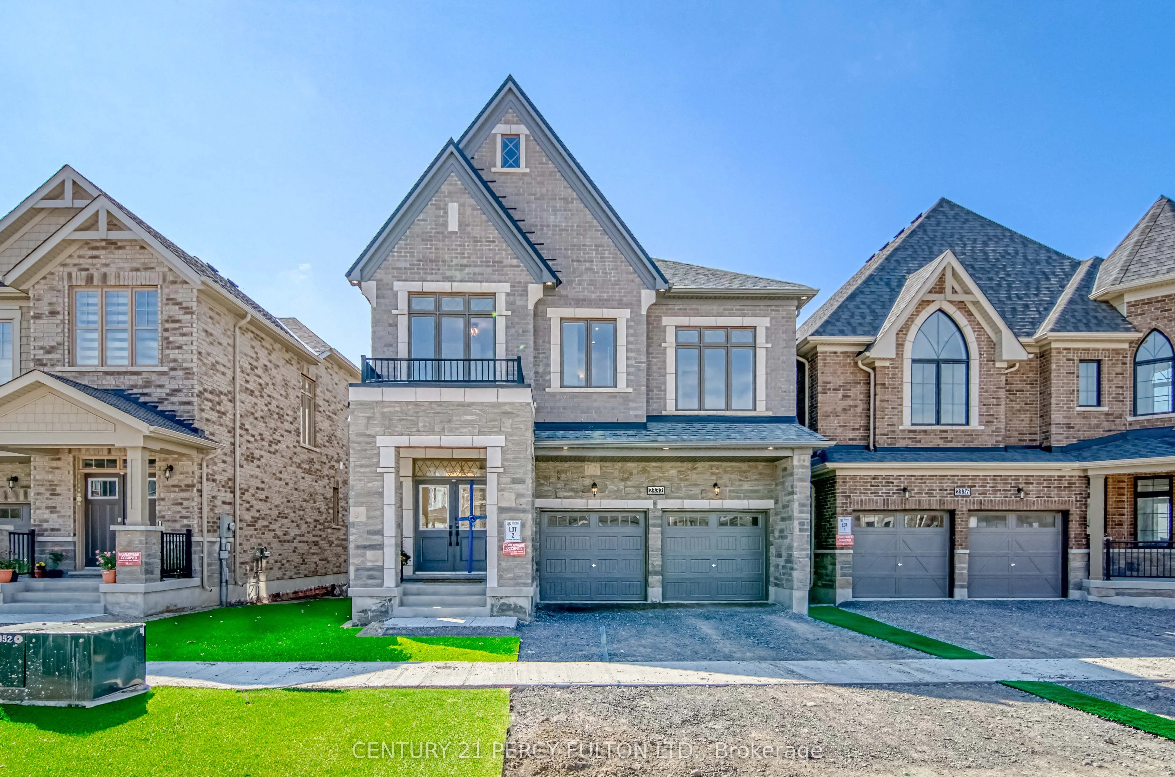 2332 Verne Bowen Street, Oshawa, ON L1L 0S3