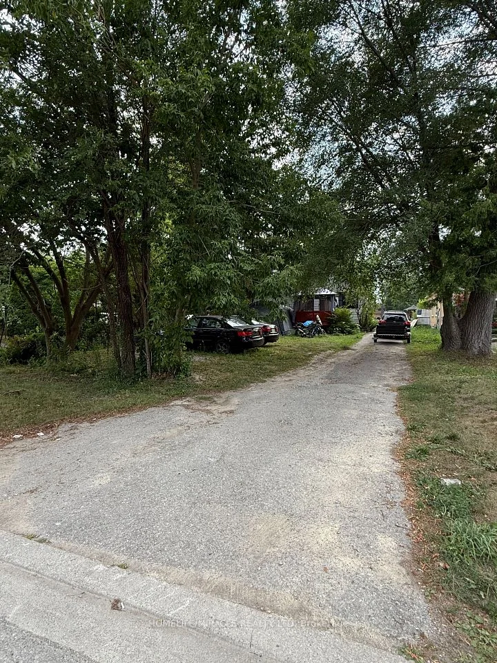1478 Rosebank Road, Pickering, ON L1V 1P4