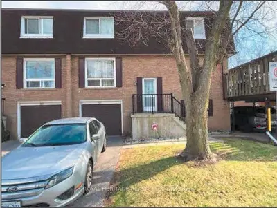 320 Blackthorn Street 89, Oshawa, ON L1K 1K9
