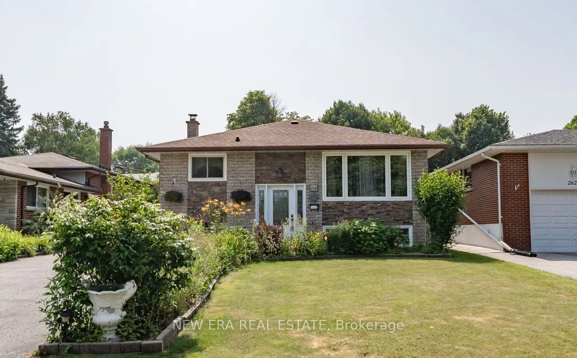 258 Nipigon Street, Oshawa, ON L1J 4N7