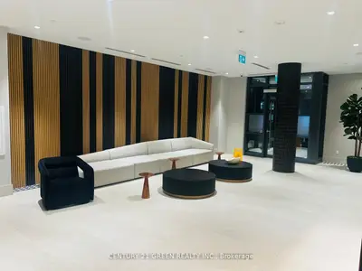 Condo Apartment in Oshawa