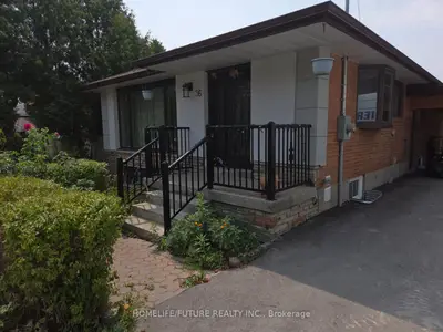 Detached in Toronto