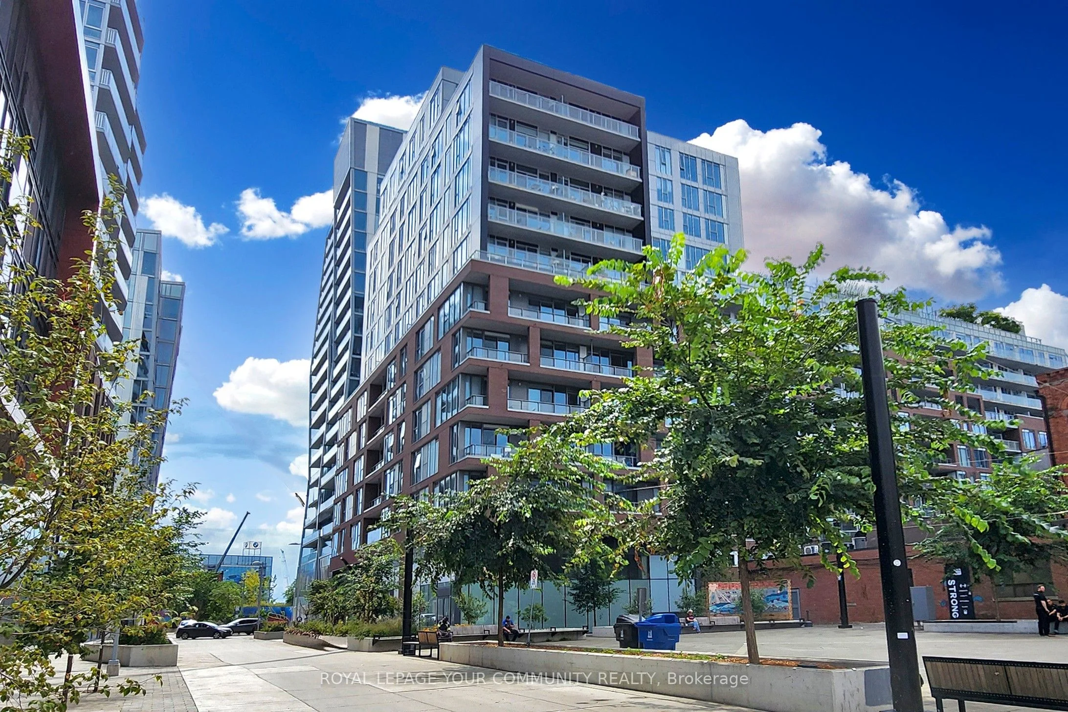 Condo Apartment in Toronto