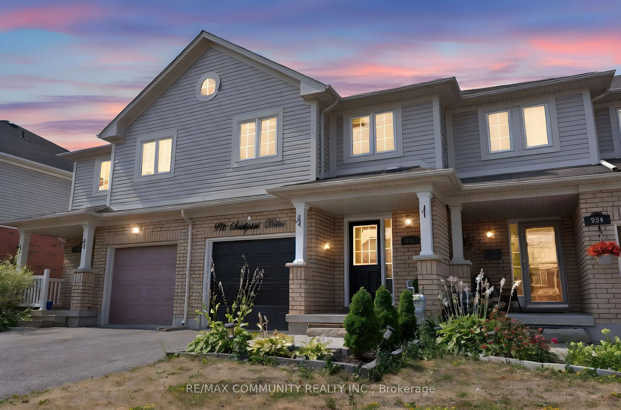 996 Southport Drive W, Oshawa, ON L1H 8A3