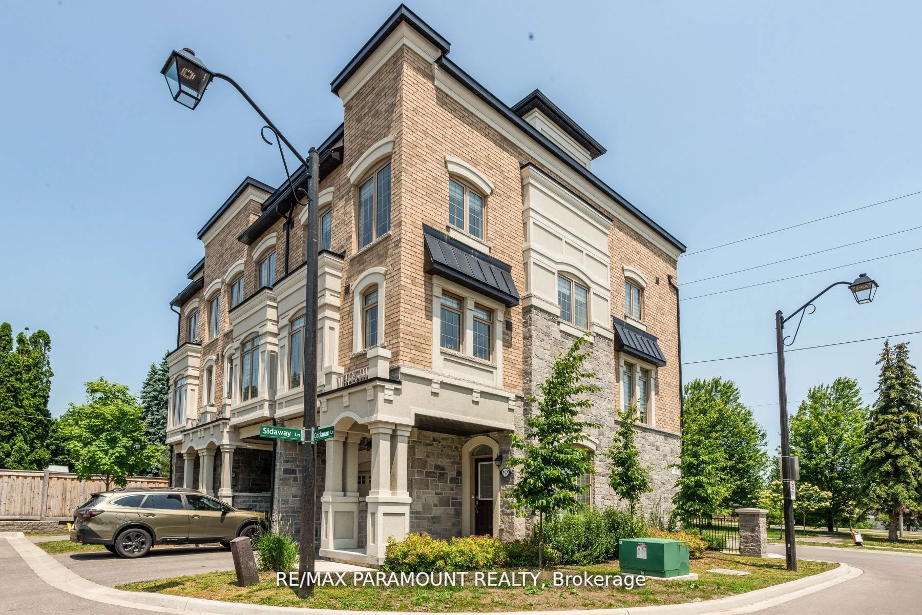 102 Old Harwood Avenue, Ajax, ON L1T 0P4