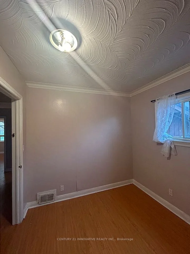 1837 Victoria Park Avenue (Bedroom Only), Toronto E04, ON M1R 1T4