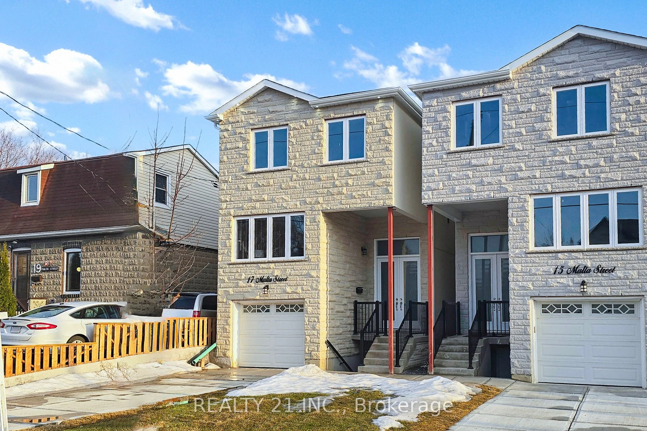 17 Malta Street (Main and 2nd), Toronto E06, ON M1N 2L2