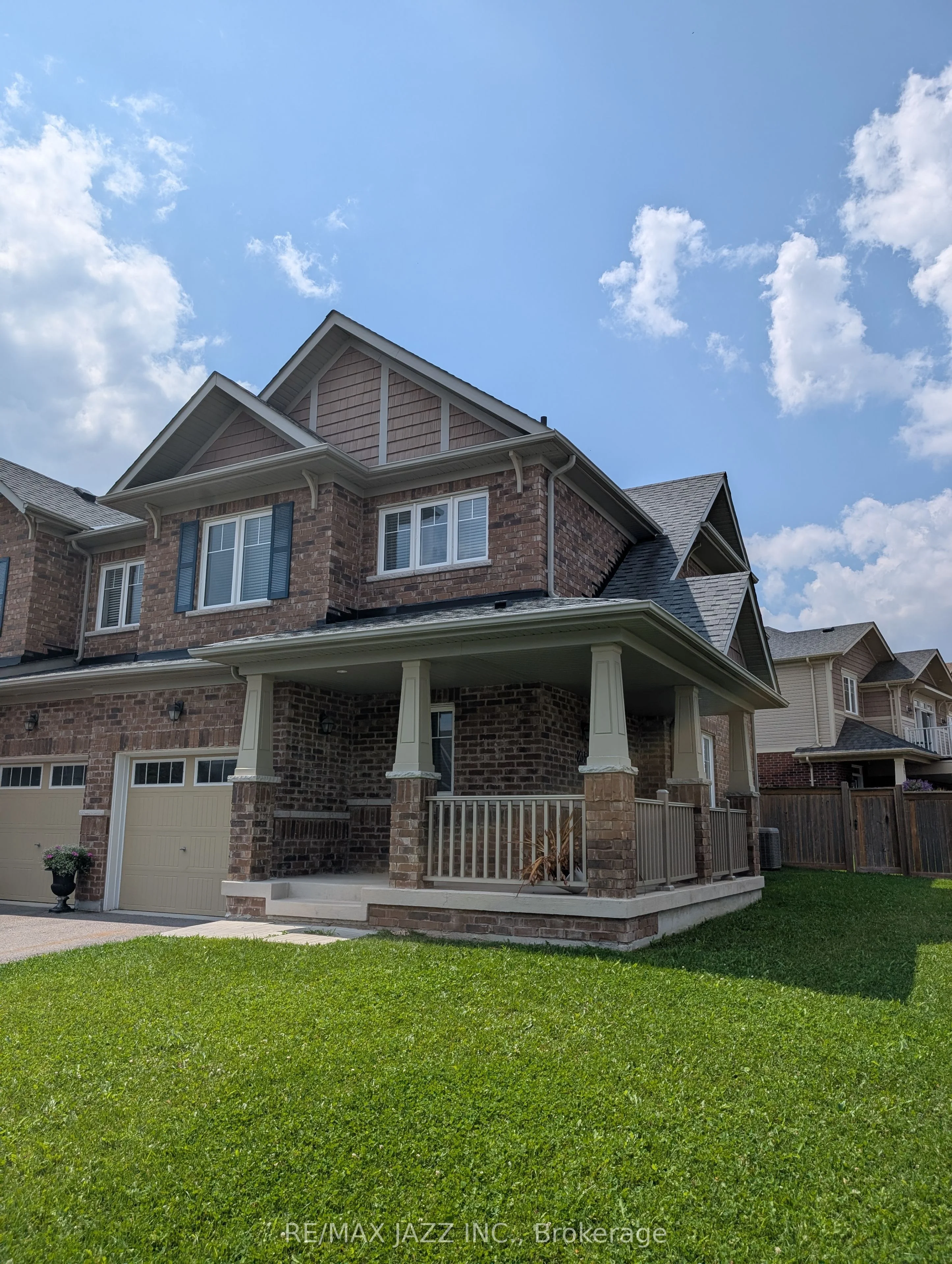 2354 New Providence Street, Oshawa, ON L1L 0E1
