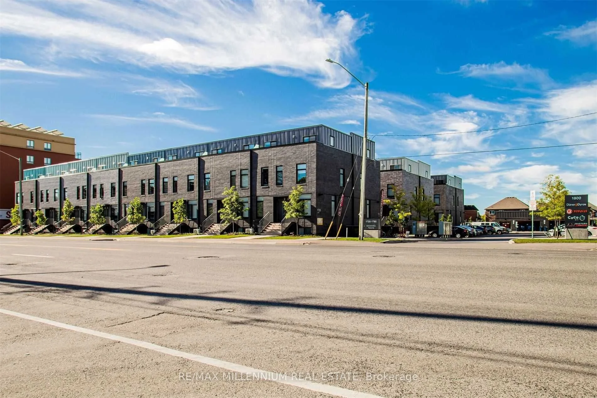 1740 Simcoe Unit 1 Street 33, Oshawa, ON L1G 4Y3