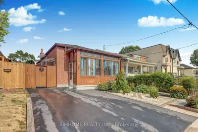 Detached in Toronto