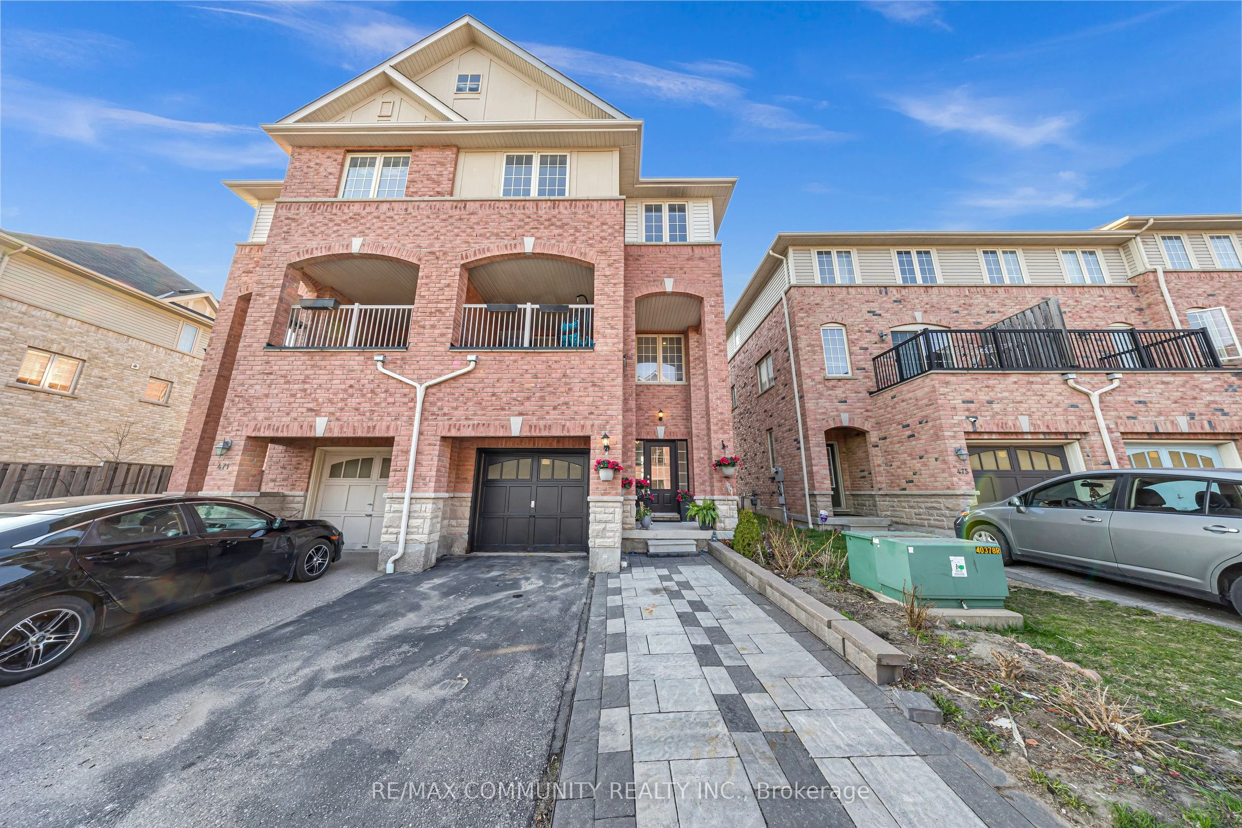 473 Rossland Road E, Ajax, ON L1Z 0K8