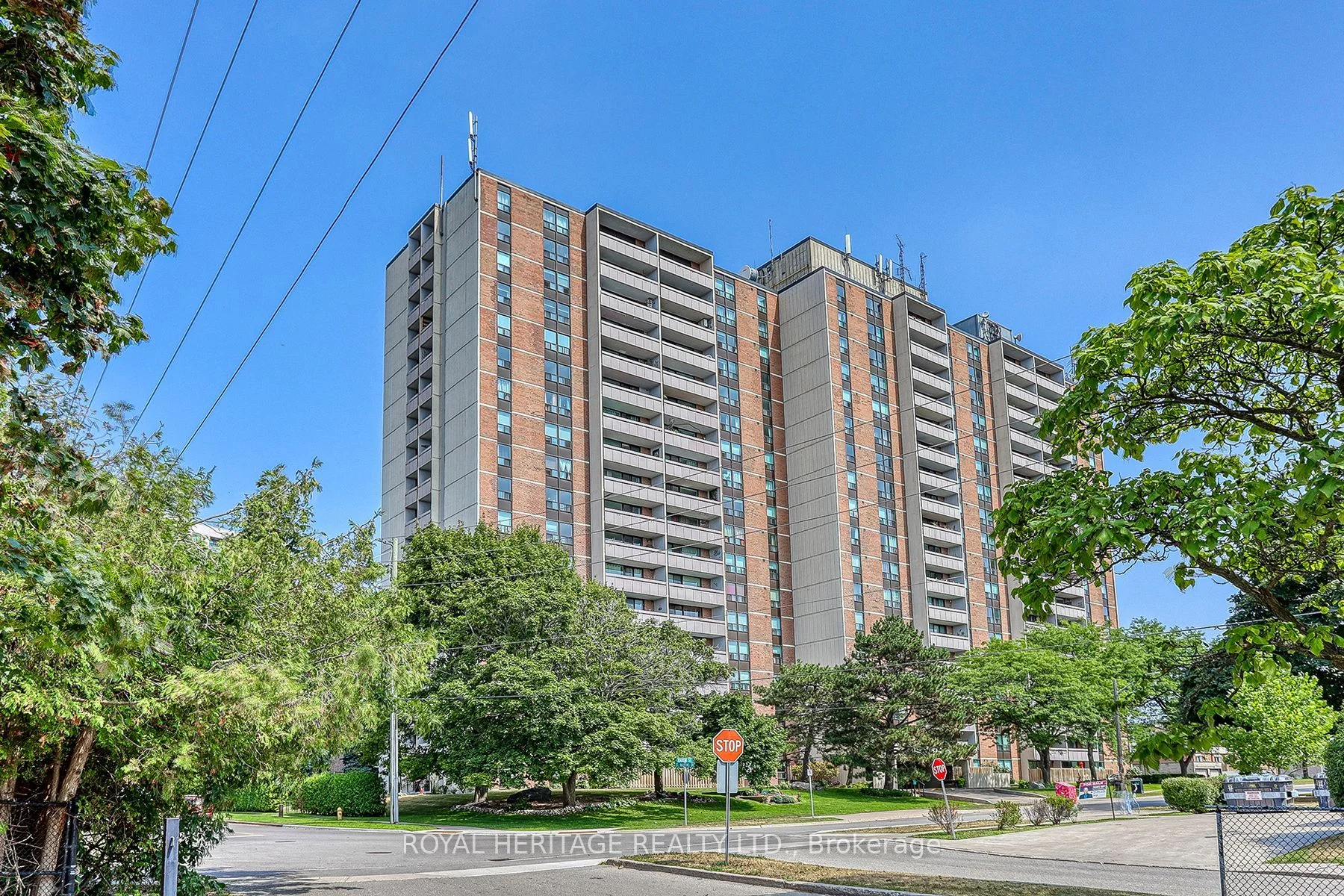 1210 Radom Street 610, Pickering, ON L1W 2Z3