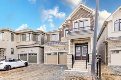 Detached in Pickering