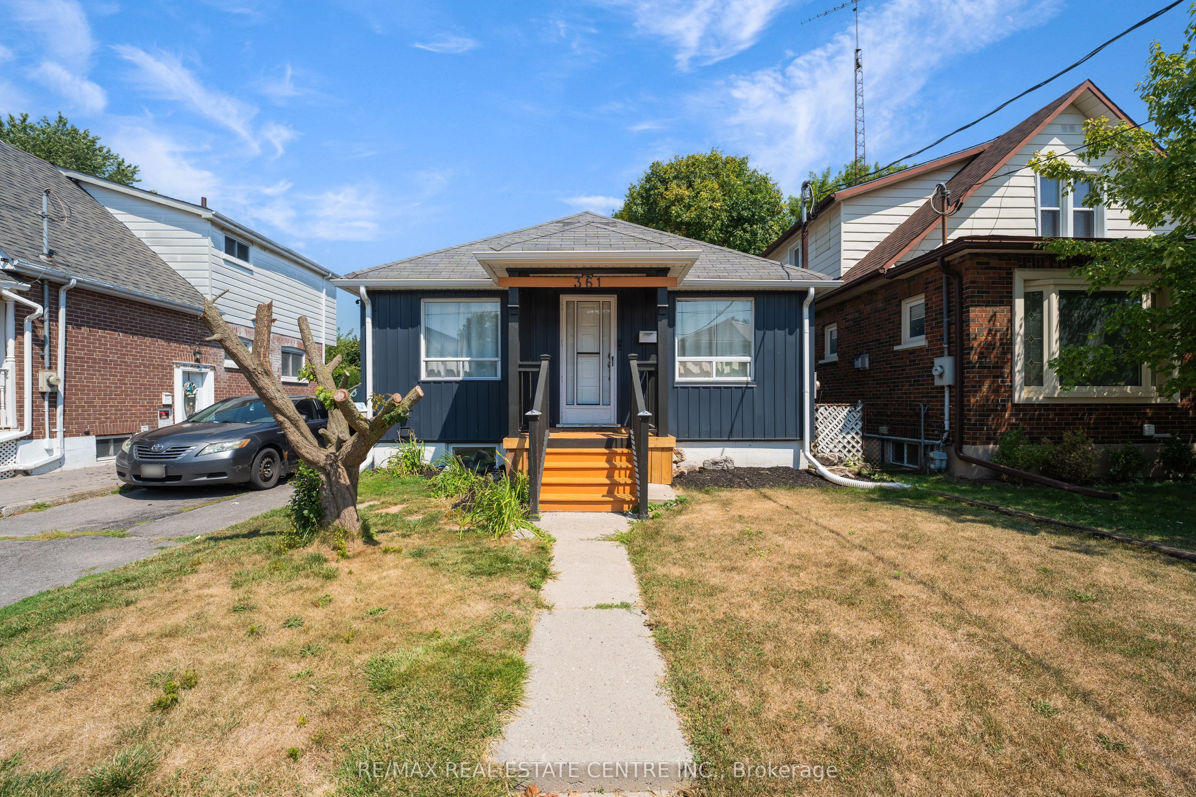 361 Jarvis Street, Oshawa, ON L1G 5L1