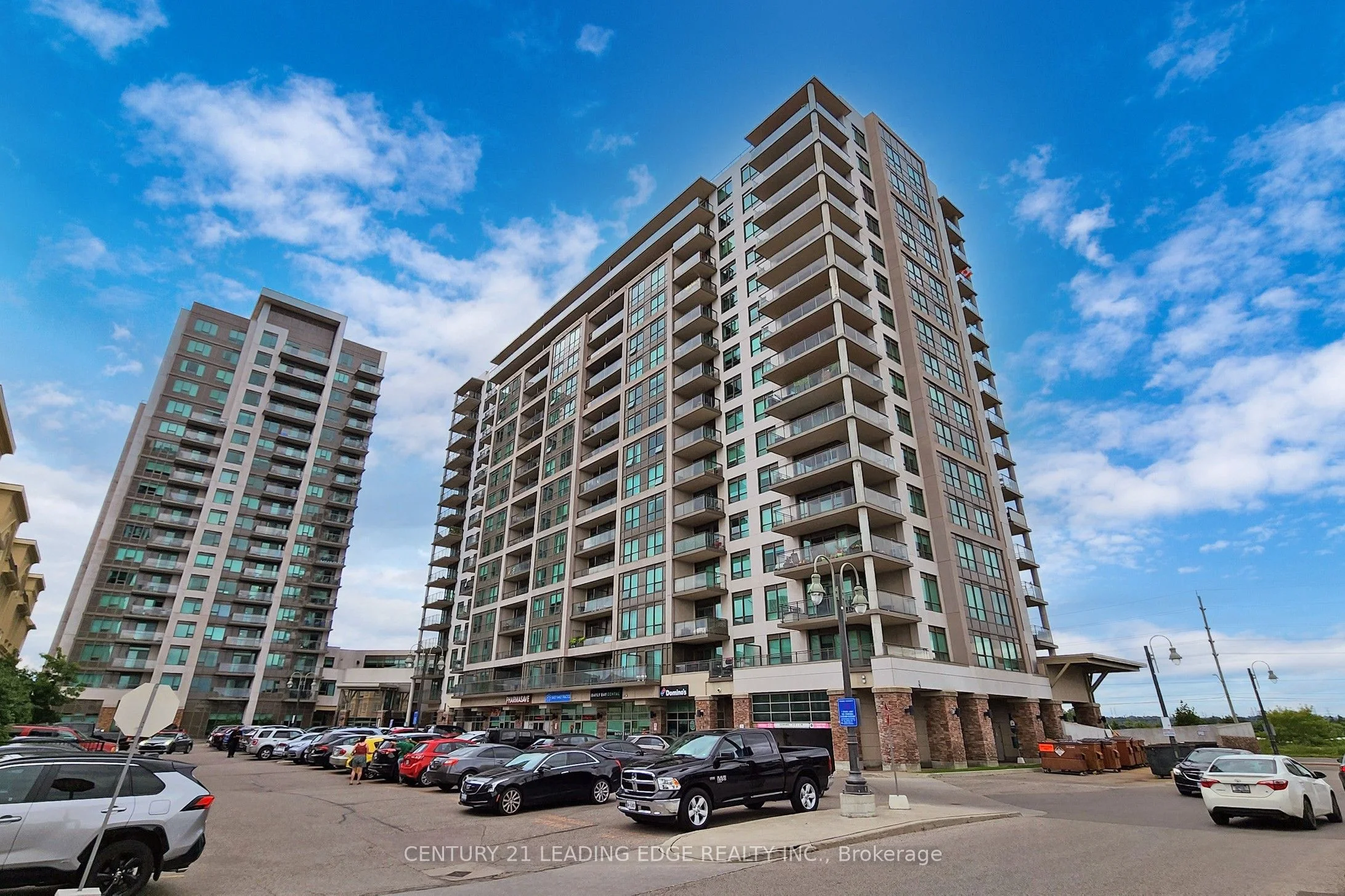 1235 Bayly Street 901, Pickering, On L1w 1l7