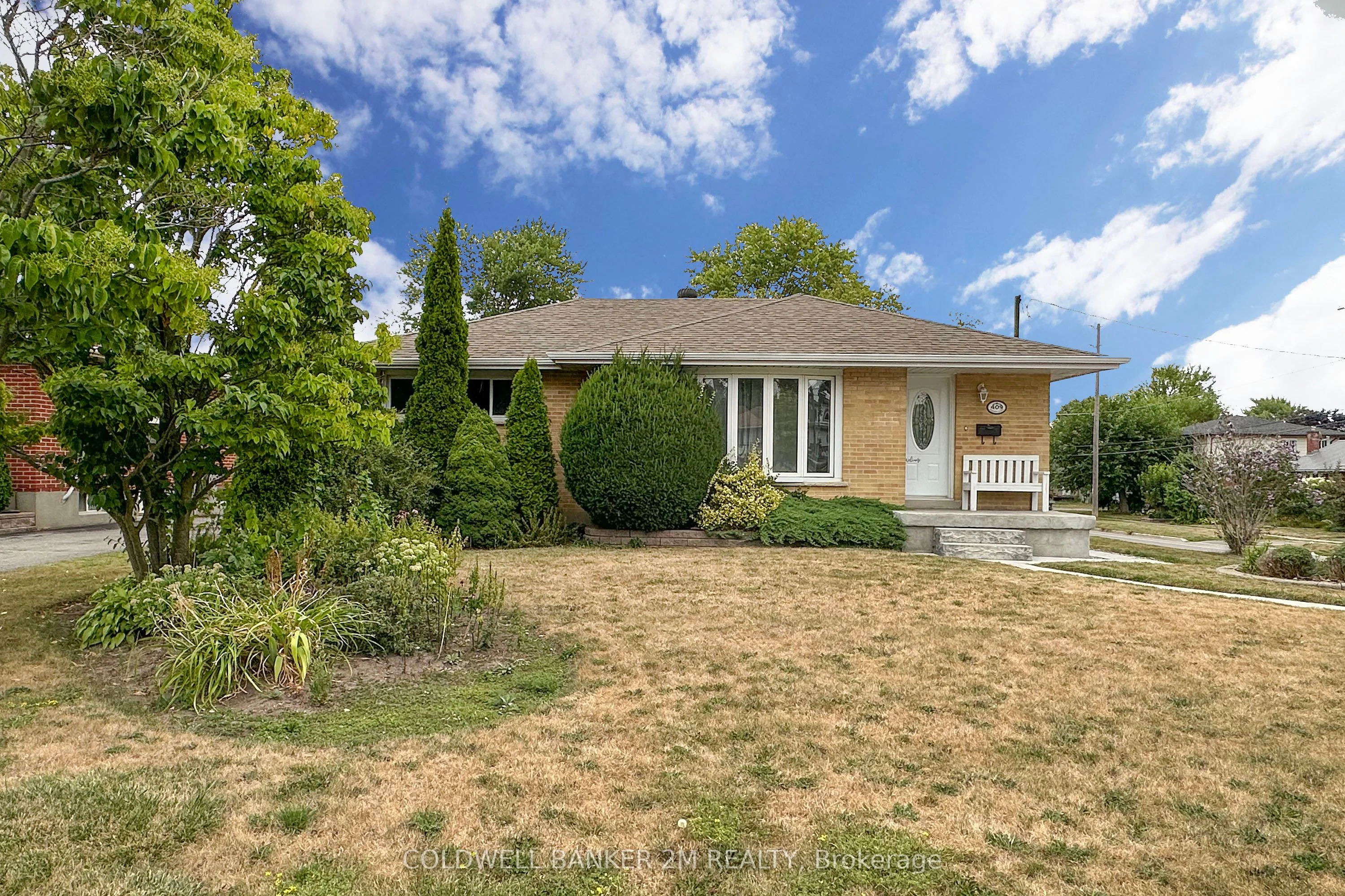409 Fairlawn Street, Oshawa, ON L1J 4R5