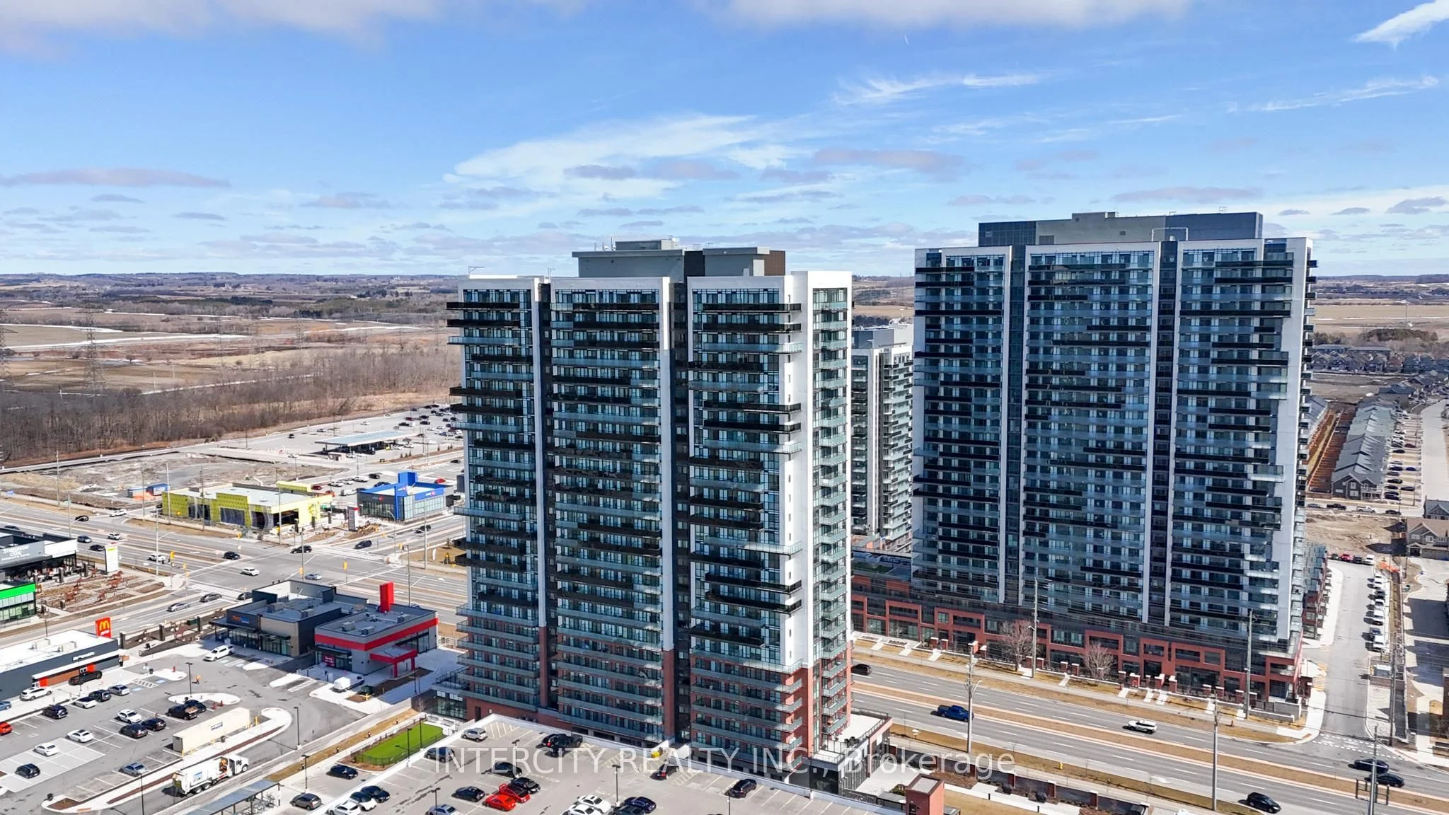 2550 Simcoe Street N 1207, Oshawa, ON L1L 0R5