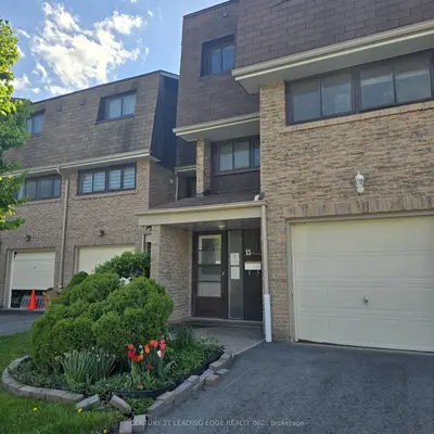 Condo Townhouse in Pickering