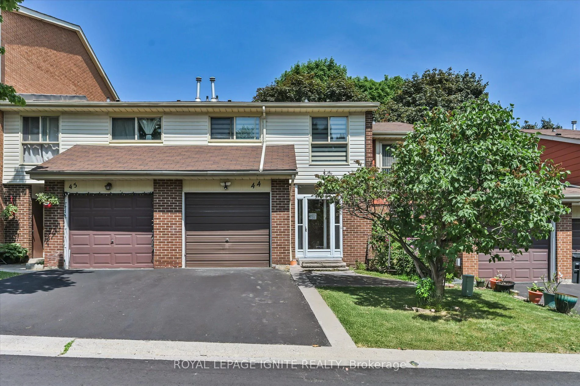 Condo Townhouse in Toronto