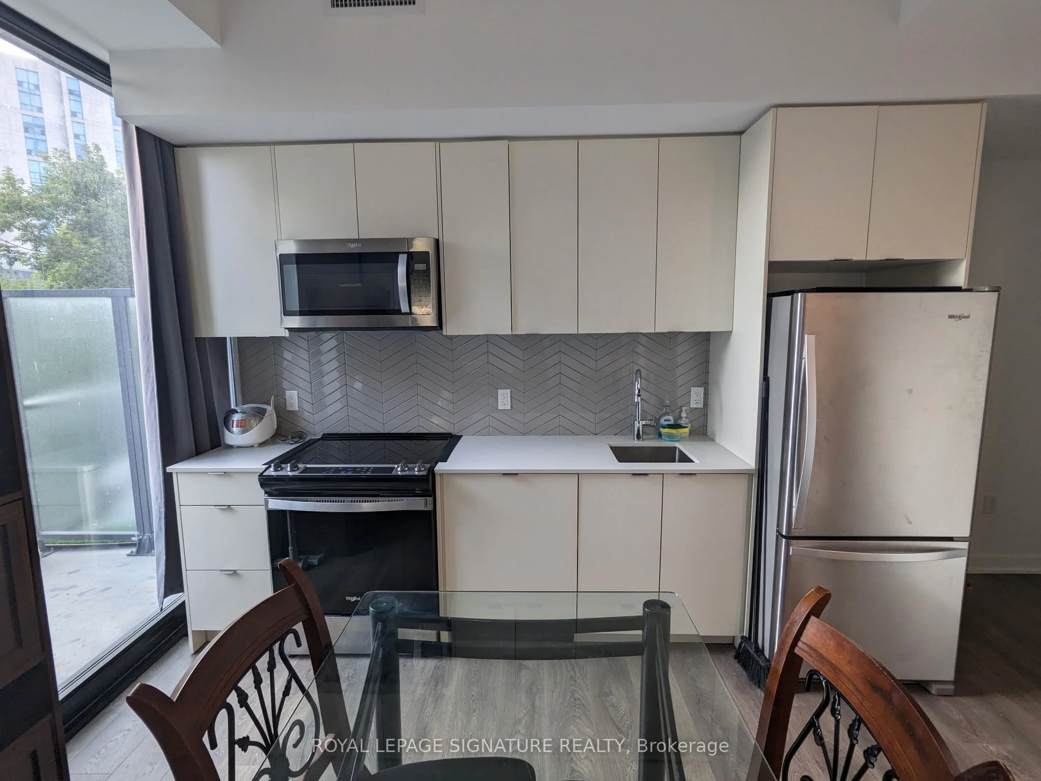 1608 Charles Street 187, Whitby, ON L1N 1B9