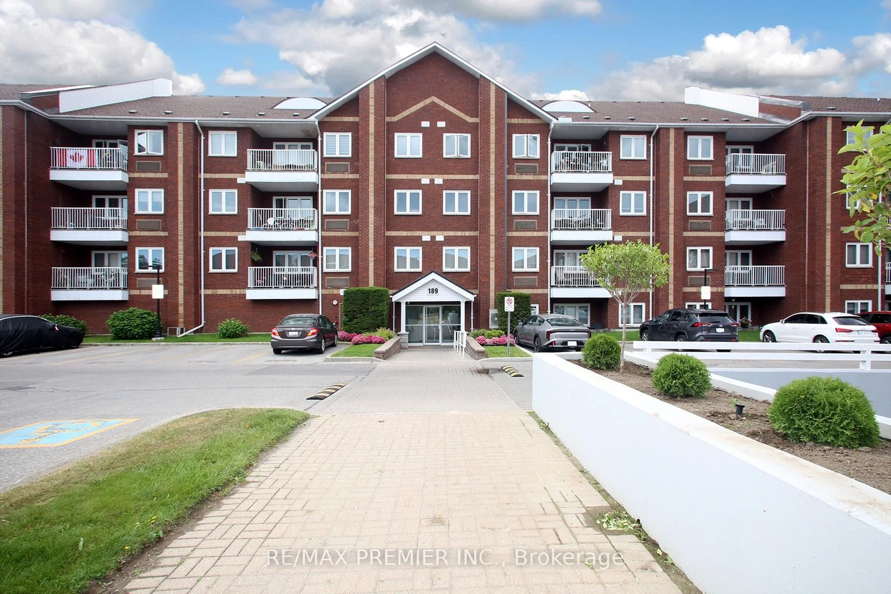 189 Lake Drive Way W 407, Ajax, ON L1S 7J1