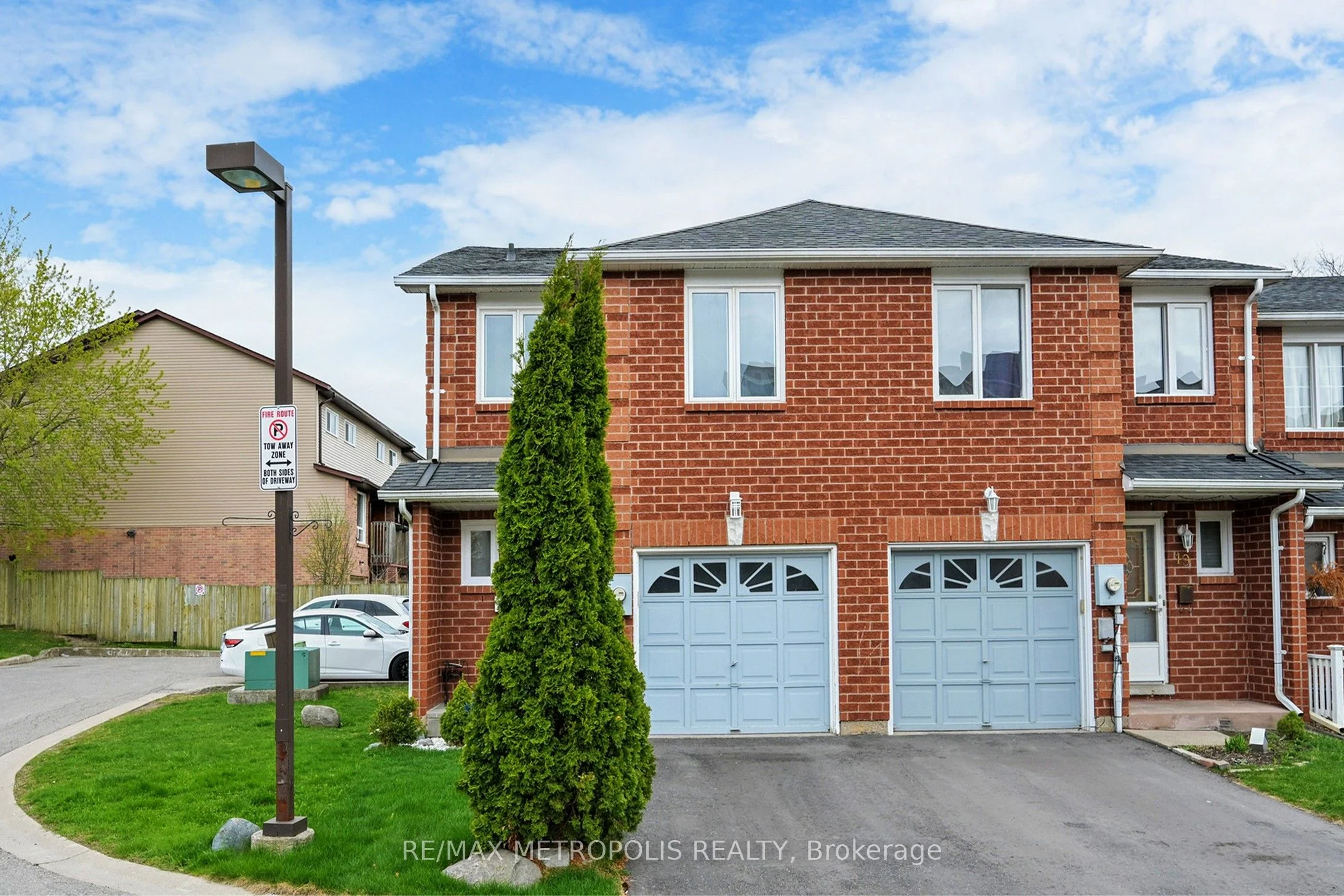 811 Wilson Road N 20, Oshawa, ON L1G 7Z5