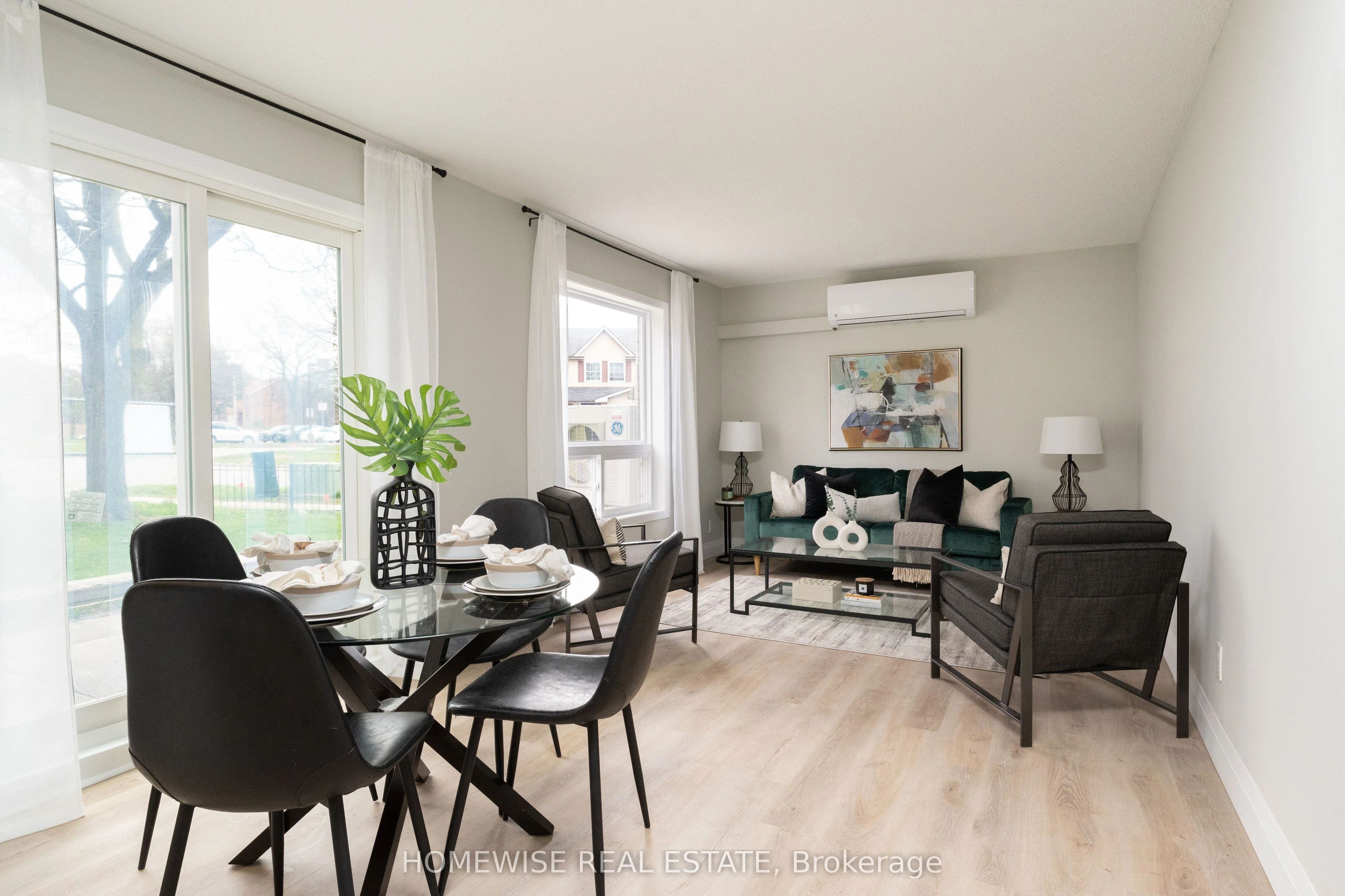 240 Ormond Drive D12, Oshawa, ON L1G 6T5