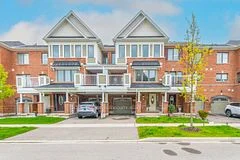 32 Goldeye Street, Whitby, ON L1P 0E5