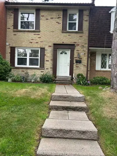 Condo Townhouse in Toronto