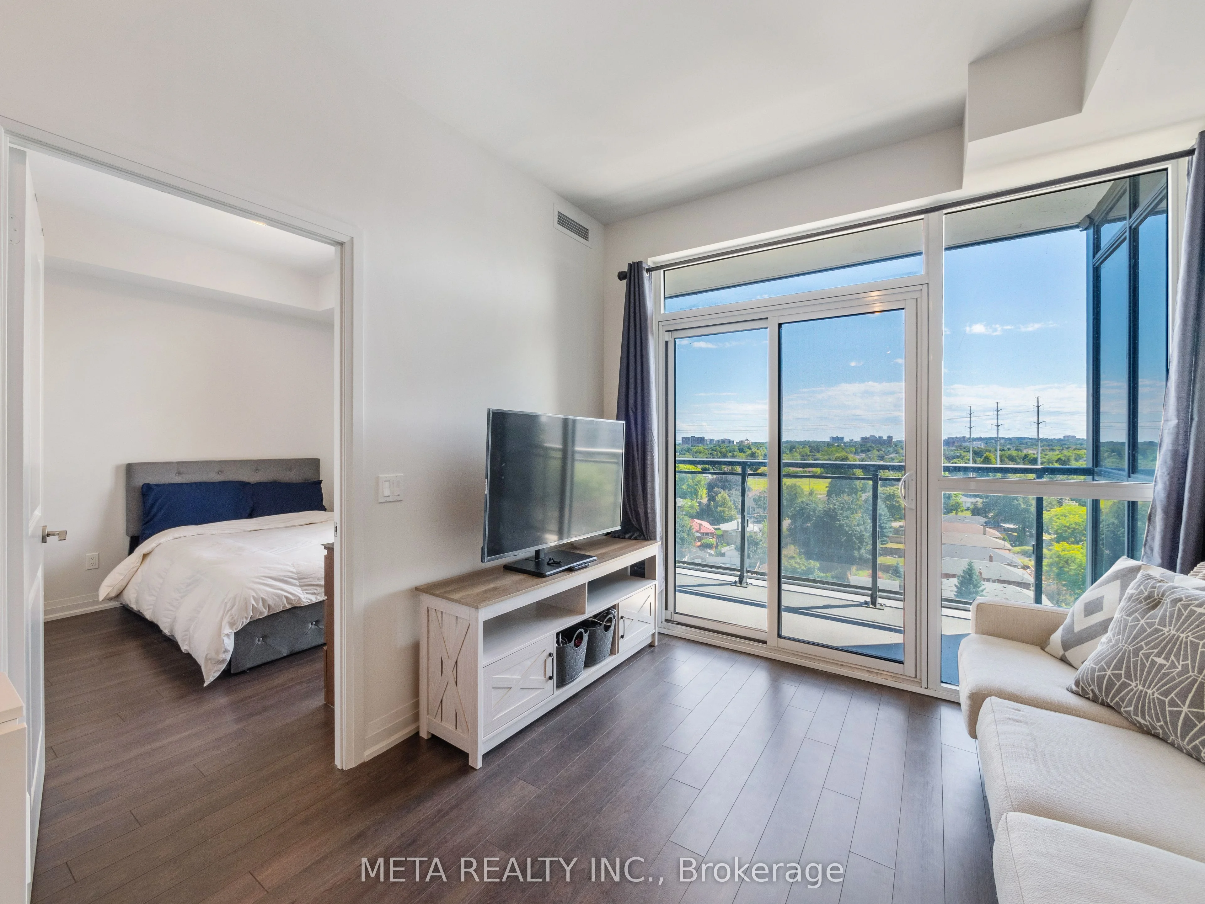 Condo Apartment in Toronto