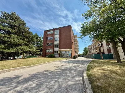 Condo Apartment in Toronto