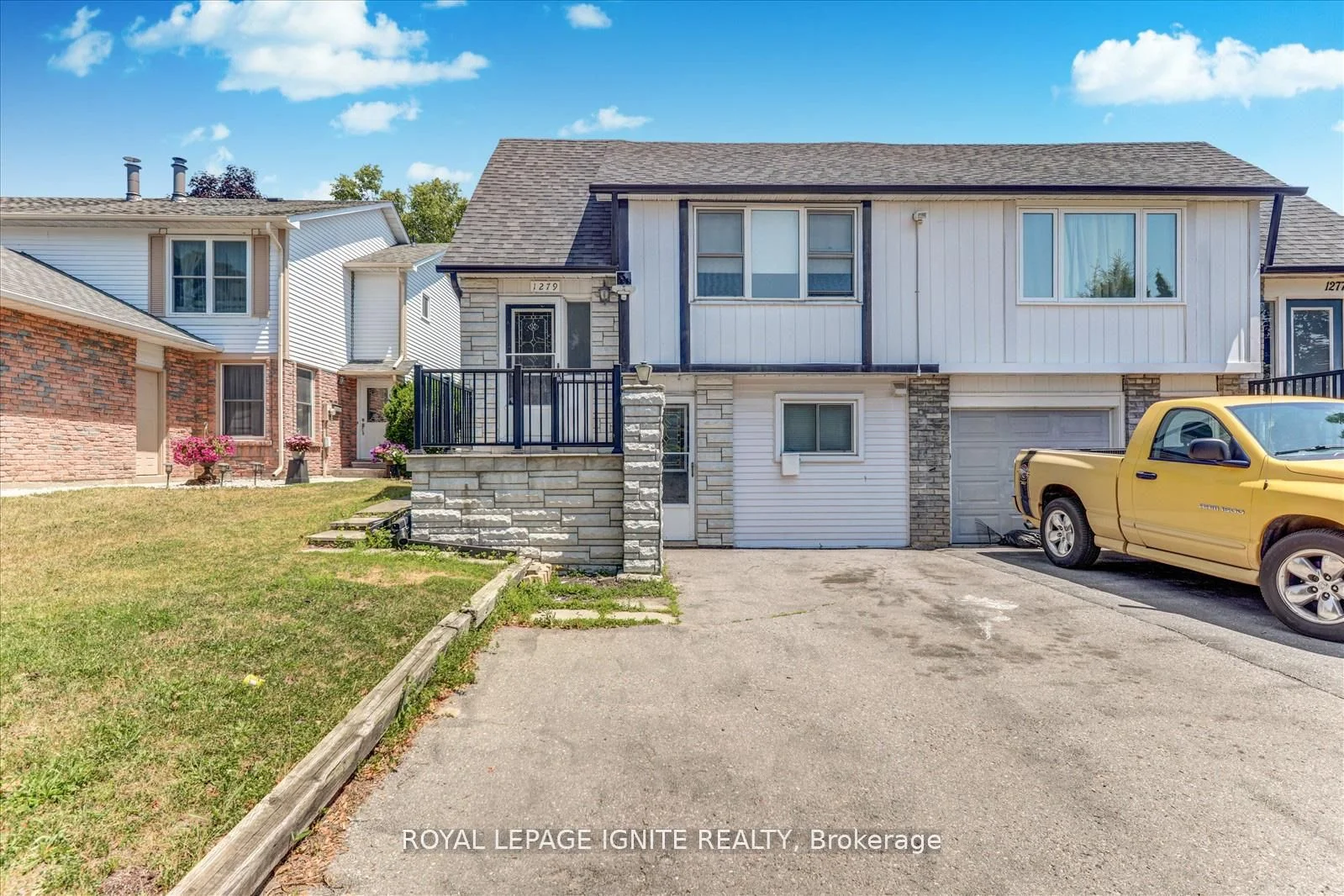 1279 Northmount Street Main, Oshawa, ON L1G 7M7