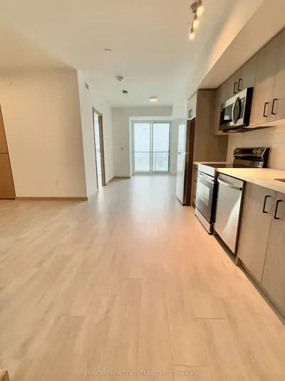 Condo Apartment in Toronto