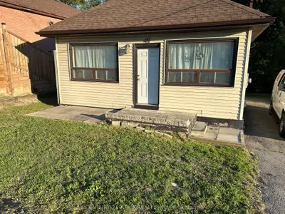 417 Bloor Street E, Oshawa, ON L1H 3M9