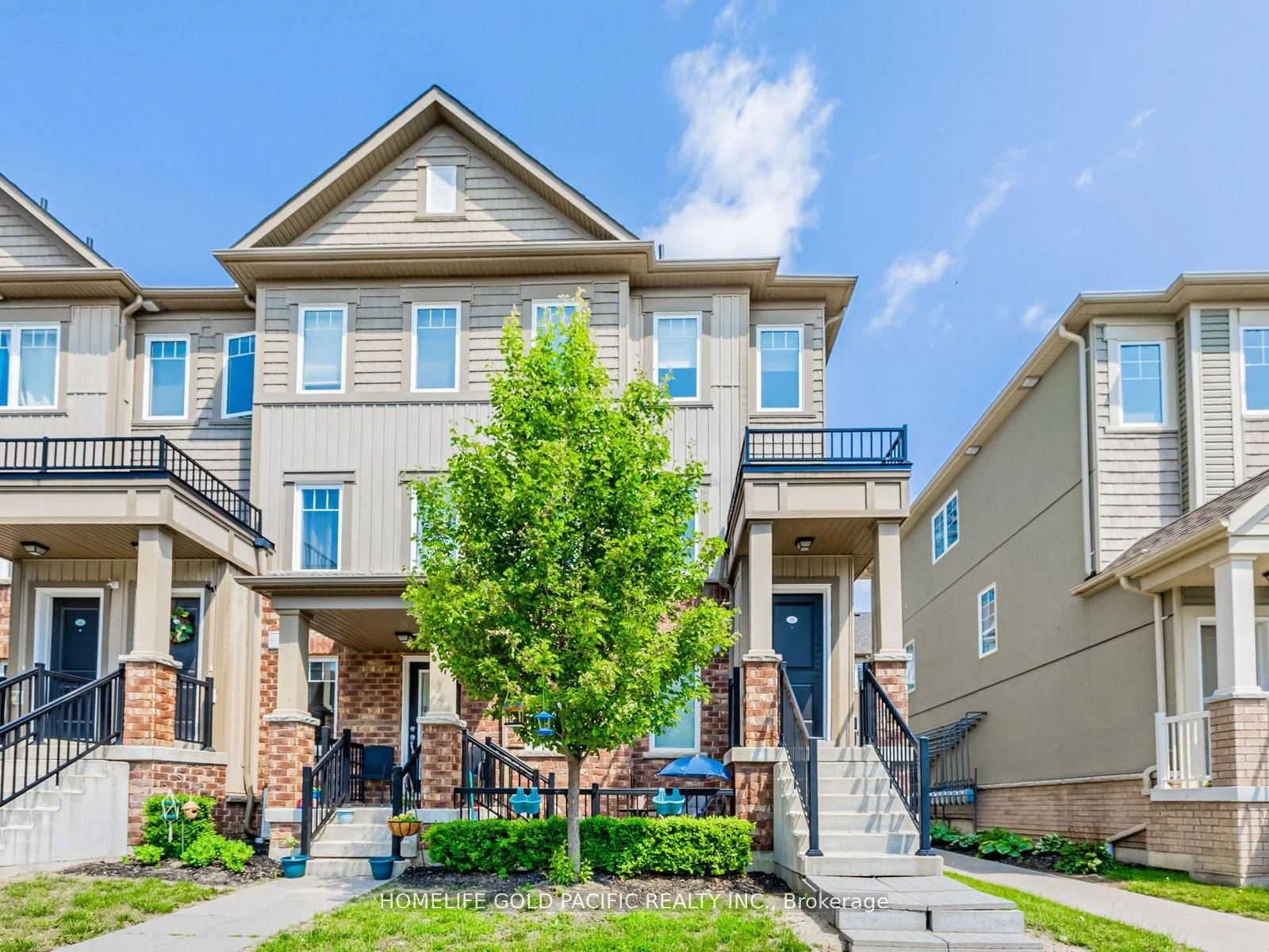 2500 Hill Rise Court 28, Oshawa, ON L1L 0M6