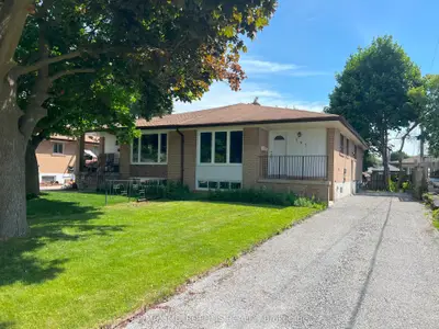 Semi-Detached in Pickering